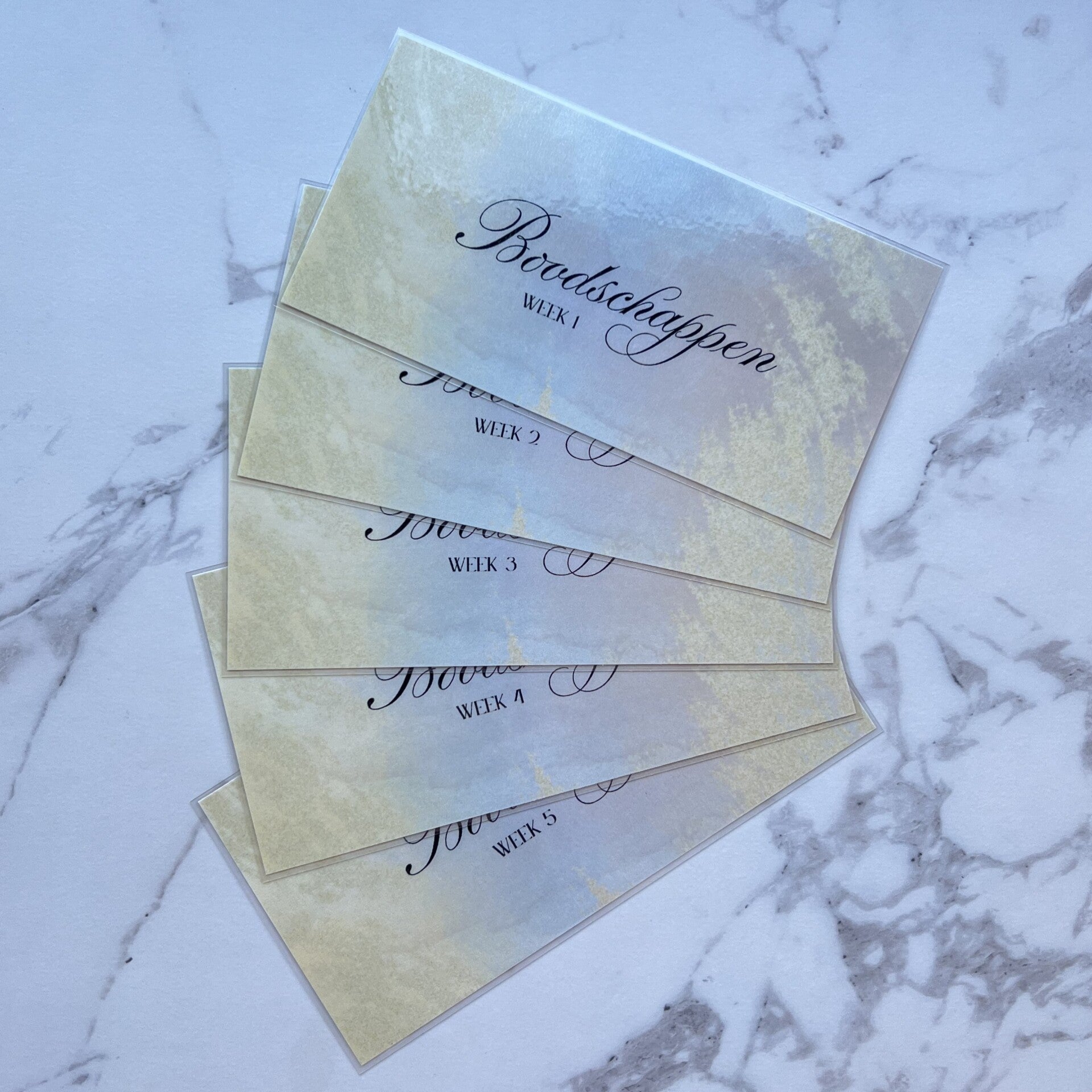 5 weken boodschappen cash boards A6 (Yellow cloud) - gelamineerd