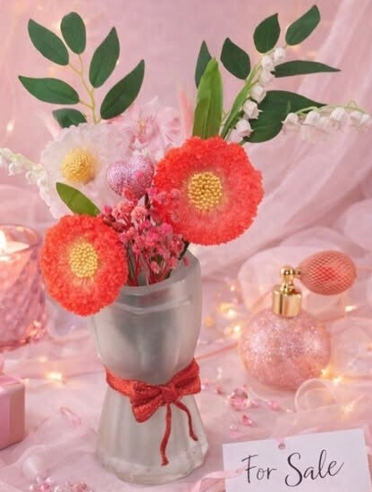 🌸 Vase en résine fait main avec composition florale