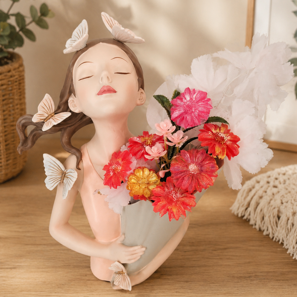 vase femme fleur papillon