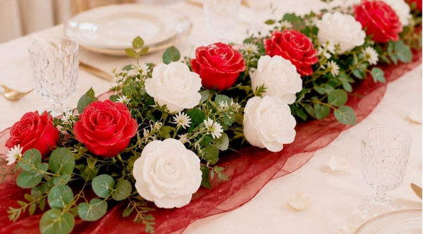 🌹 Chemin de Table Floral e