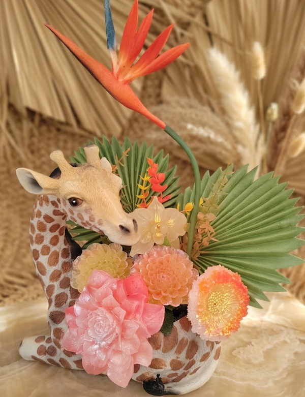 🦒 Vase girafe en résine – Création artisanale unique
