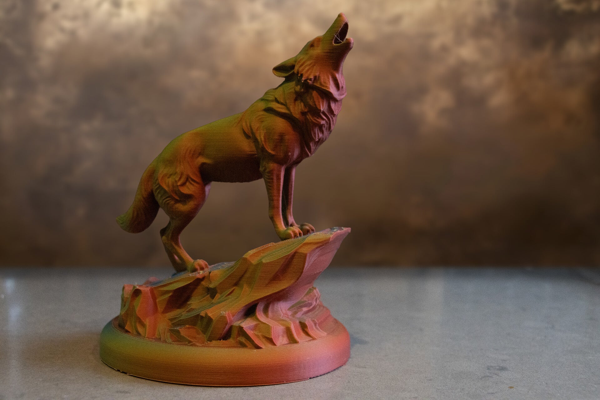 Wolf beeldje – krachtig en decoratief