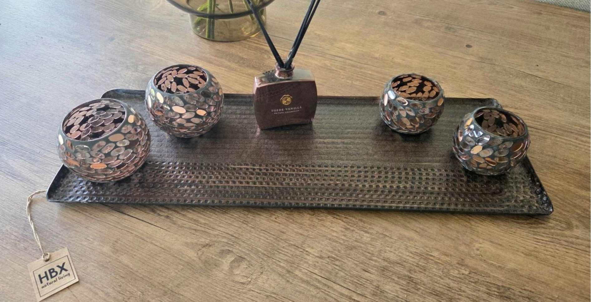 Tray artistic gedecoreerd incl. accessoires.