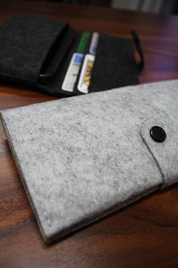 Kreditkarten u. Handytaschen aus Filz