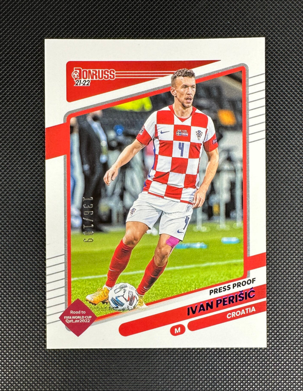 Ivan Perišić /199 Panini Donruss Soccer 2021/22 Road To Qatar22 Purple Press Proof #44