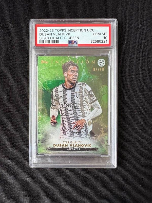 Dušan Vlahović /99 PSA10 Topps Inception 2022/23 Star Quality Green Pop1