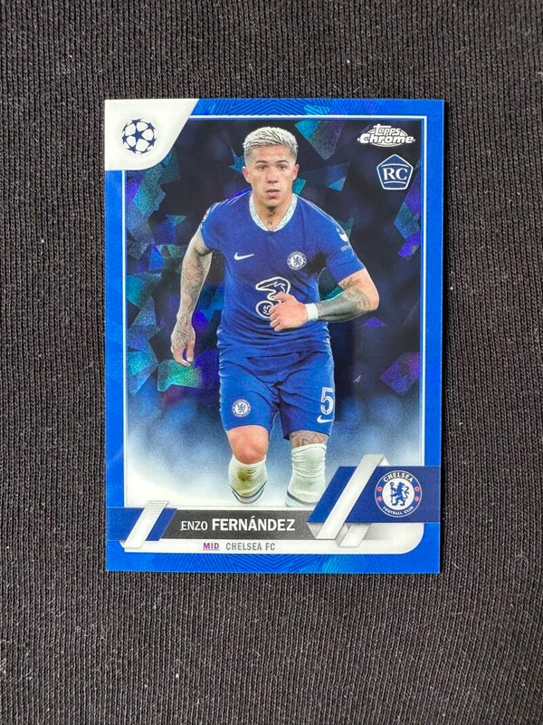 Enzo Fernández Rookie Topps Chrome UEFA Champion League 2023 Blue Ice Refractor #158