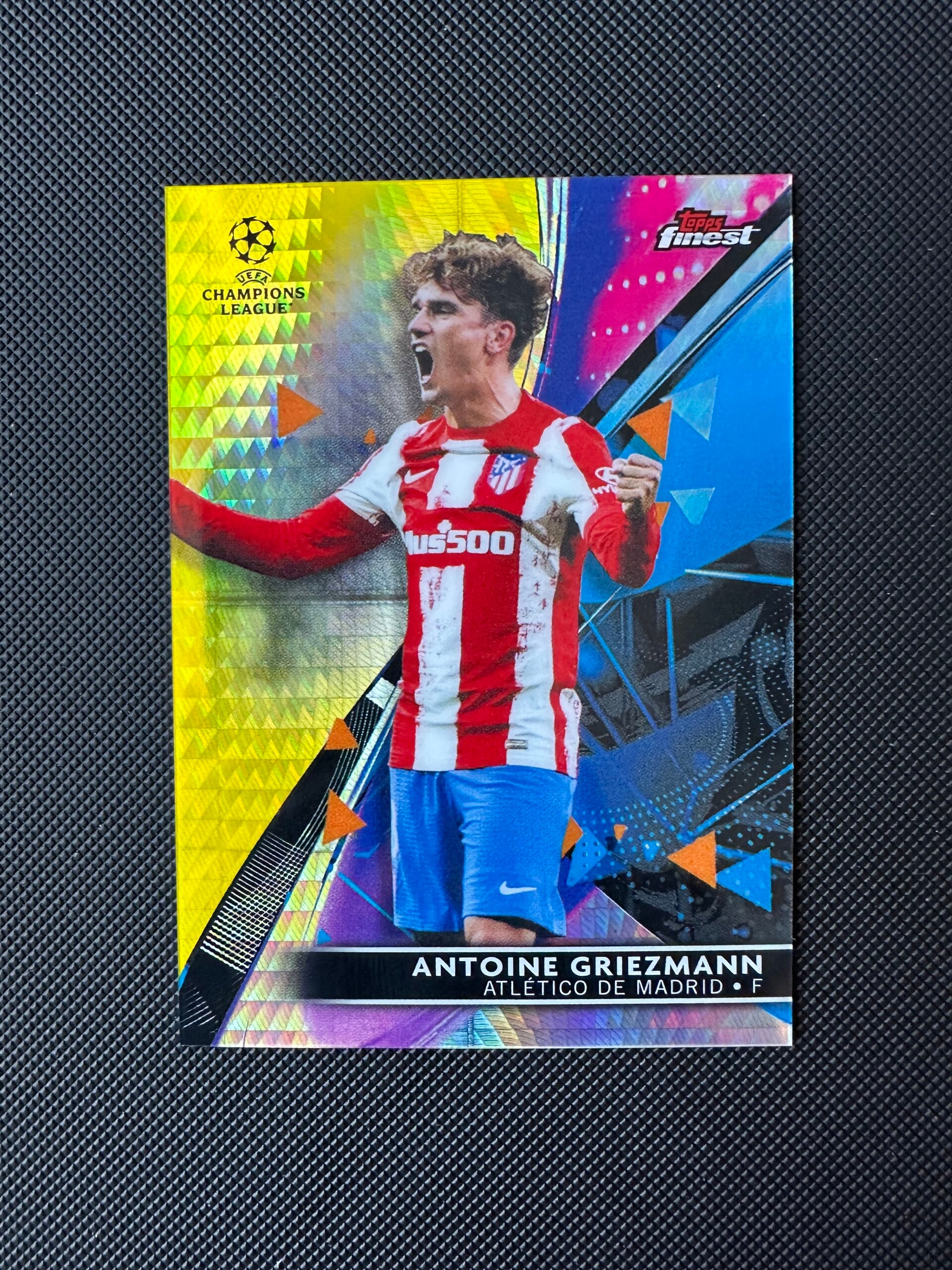 Antoine Griezmann /250 Topps Finest UEFA Champions League 2022 Yellow Prism Refractor #5