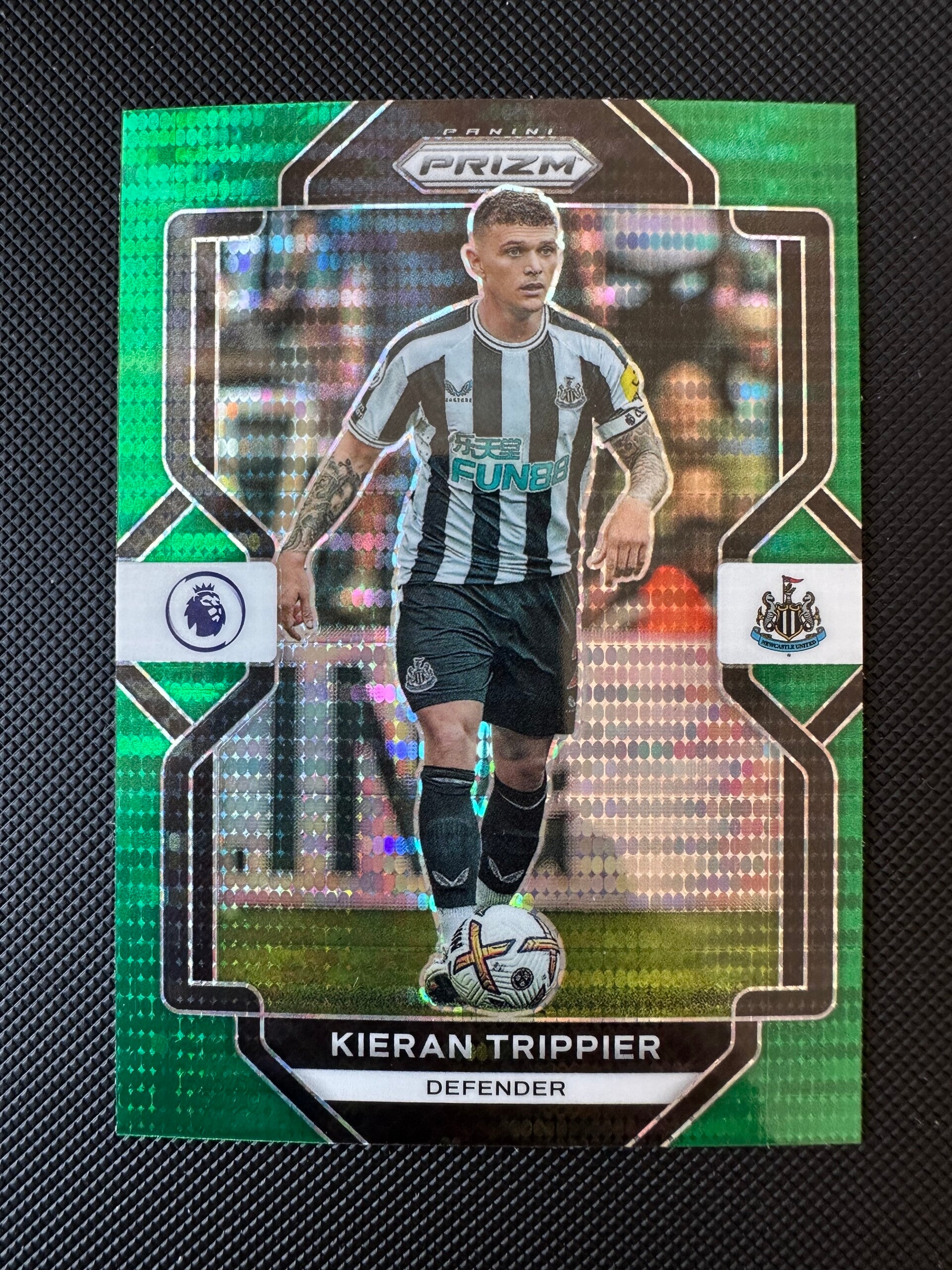 Kieran Trippier Panini Prizm Premier League 2022/23 Green Pulsar- Prizm #177