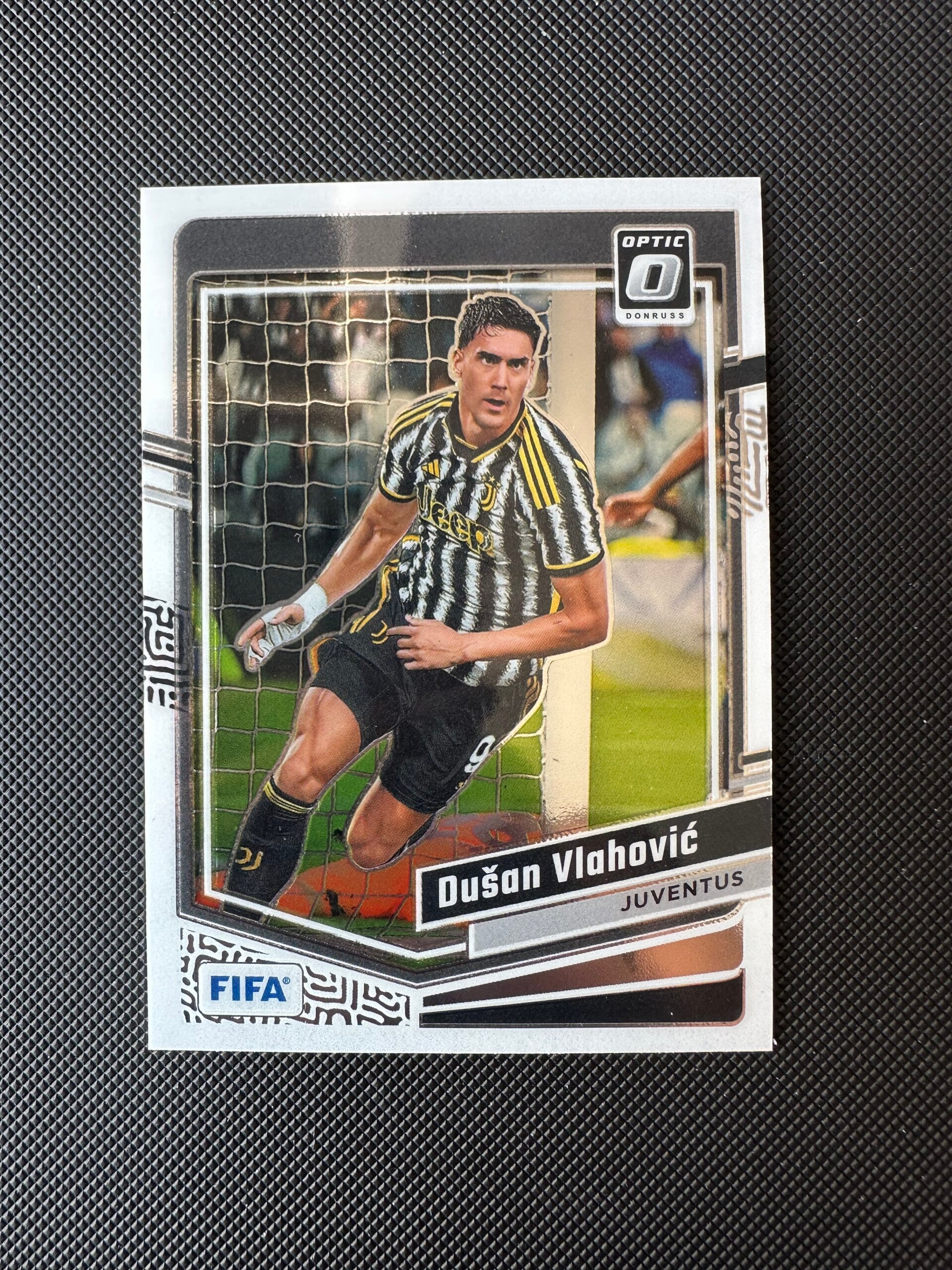 Dušan Vlahović Panini Donruss 2023/24 Optic #139