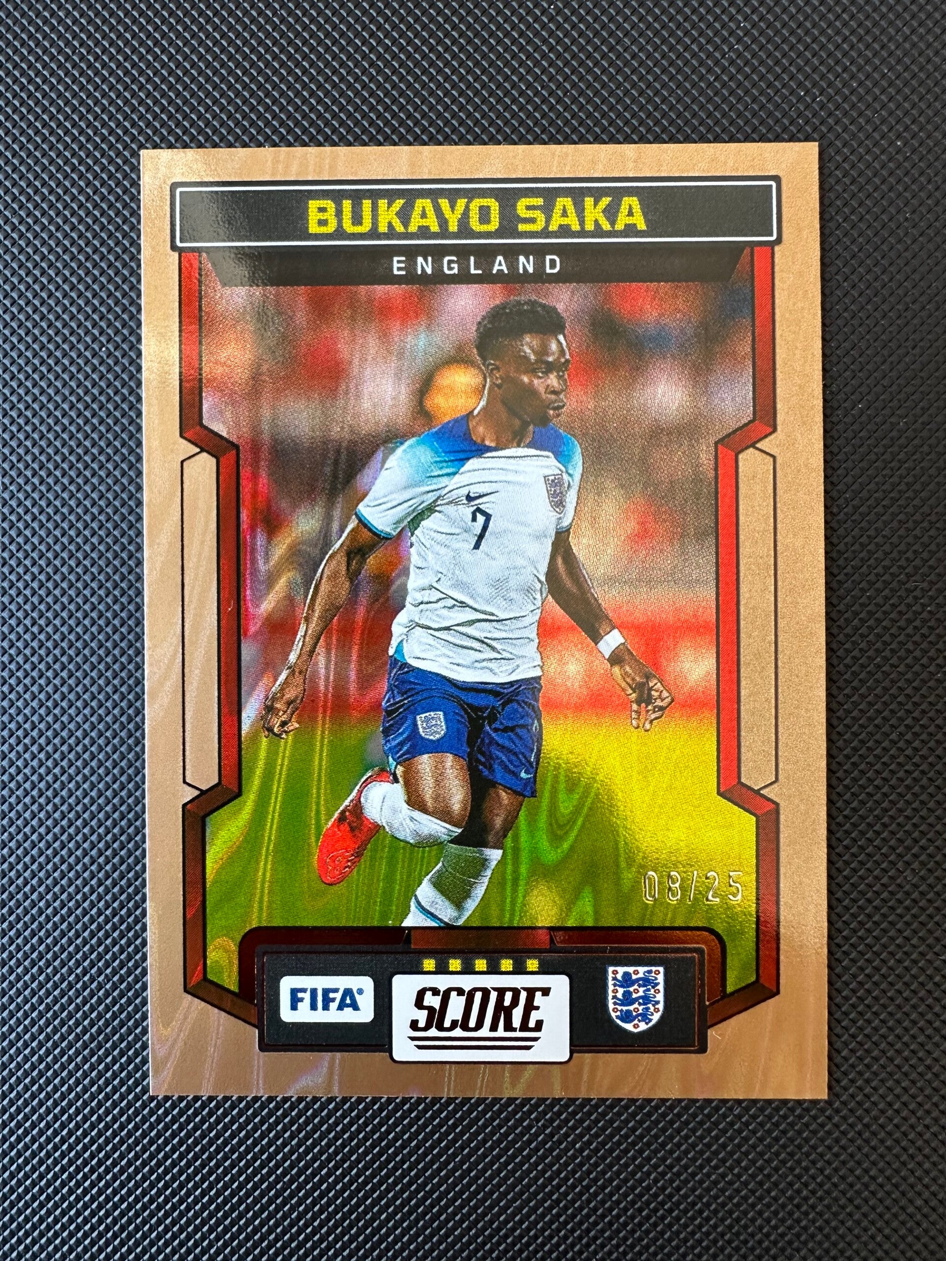 Bukayo Saka /25 Panini Score Fifa 2023/24 Gold Lava #32