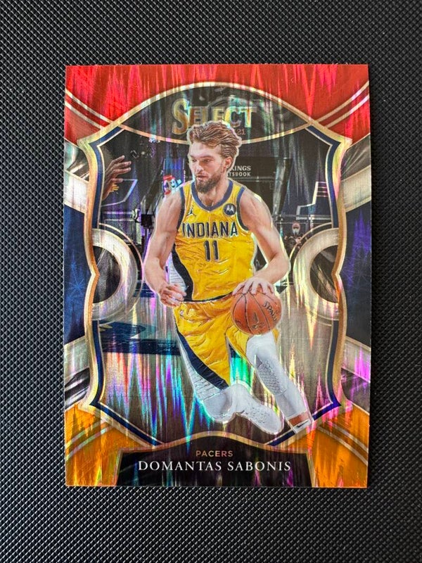 Domantas Sabonis Panini Select 2020/21 Red Gold Shimmer- Concourse Prizm #56
