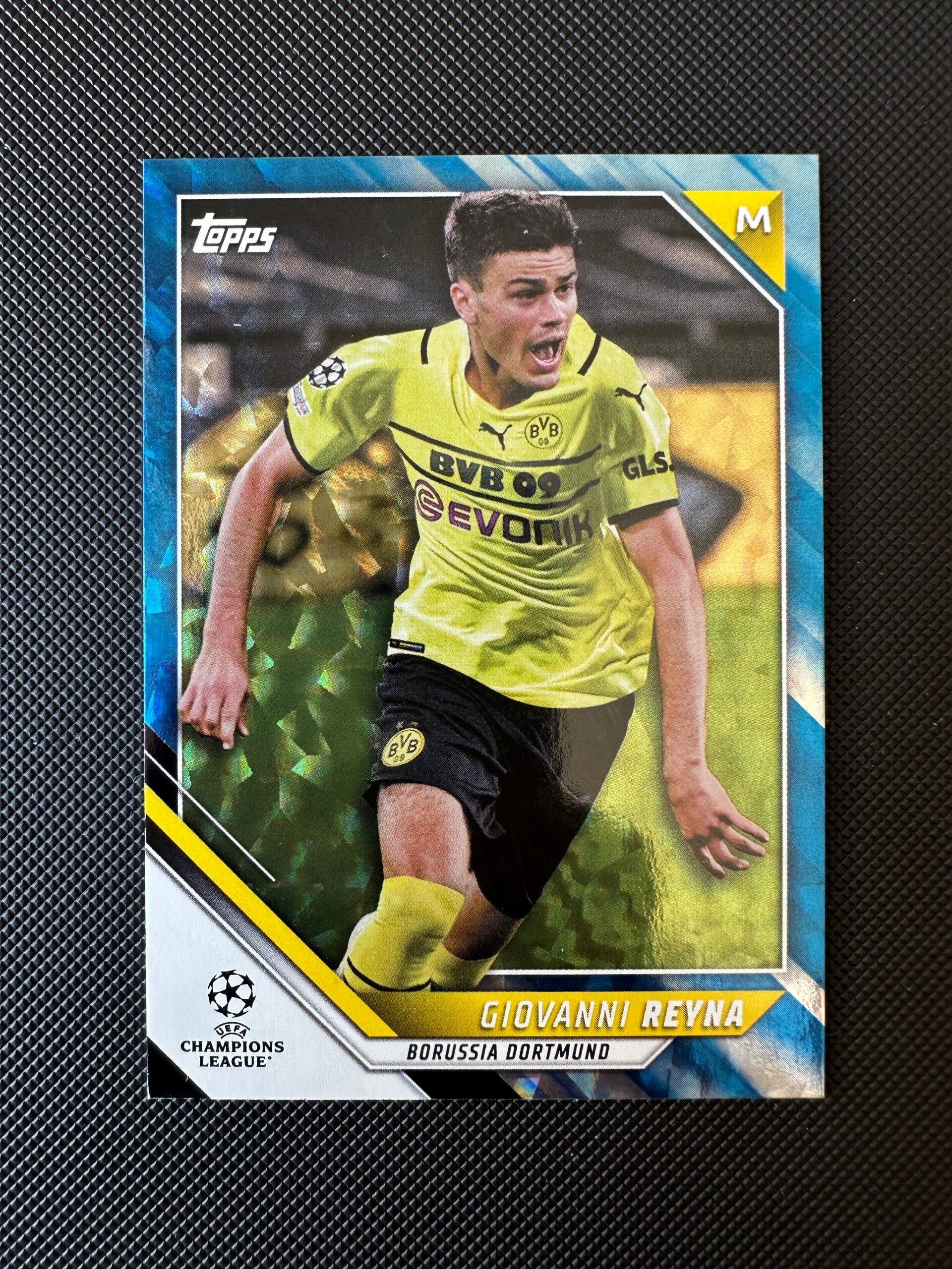 Giovanni Reyna /99 Topps UEFA CC 2022 Blue Sapphire #153