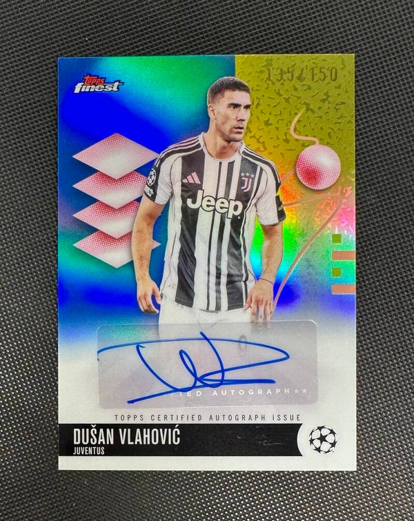 Dušan Vlahović /150 Auto Topps Finest UEFA Club Competitions 2025/26 Basic Autograph Blue #BA-DV