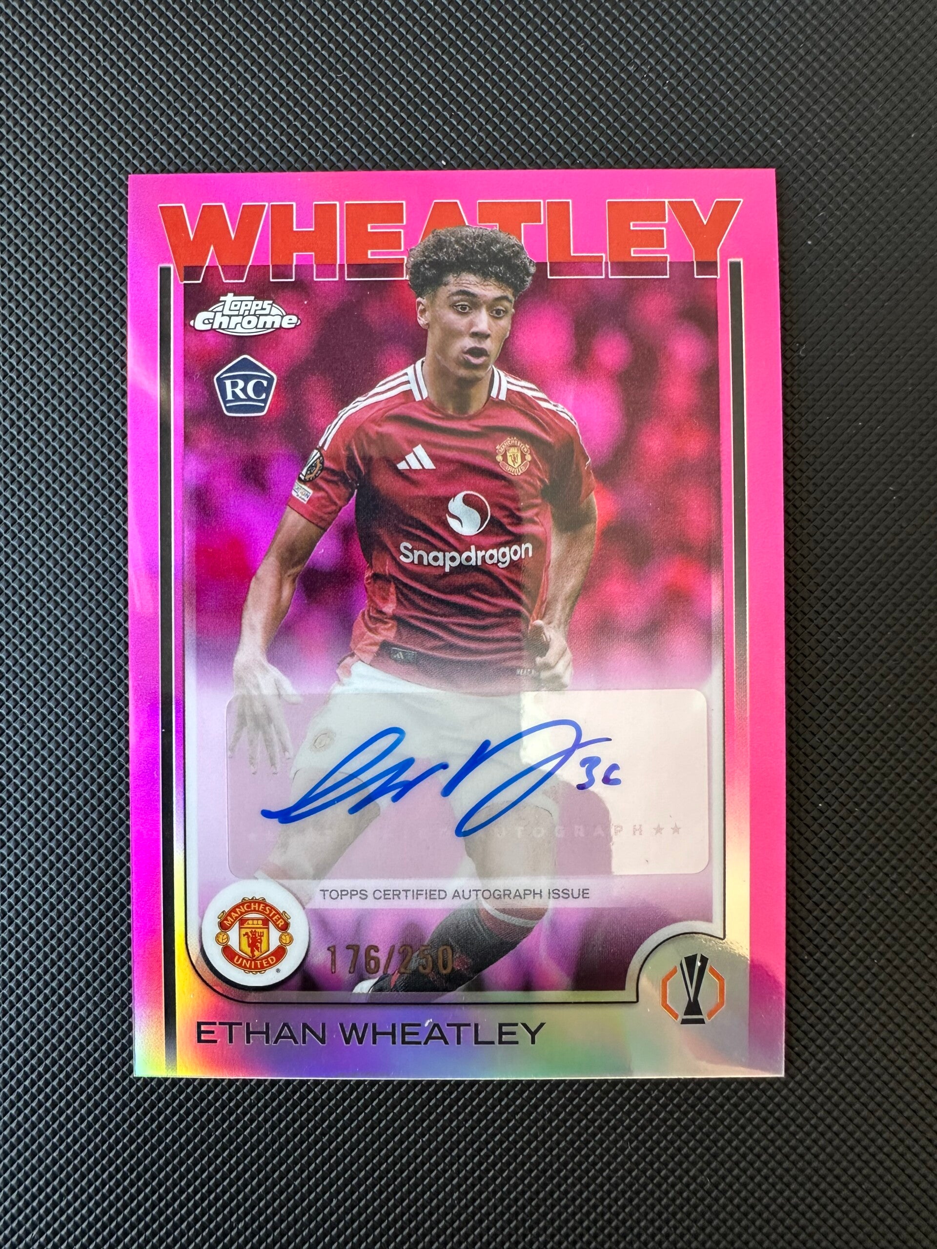 Ethan Wheatley /250 Rookie Auto Topps Chrome UEFA CC 2024/25 Pink Refractor #CA-EW