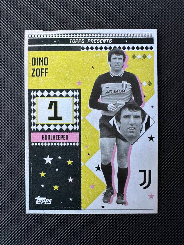 Dino Zoff Topps Team Set 2025 Black And White #34