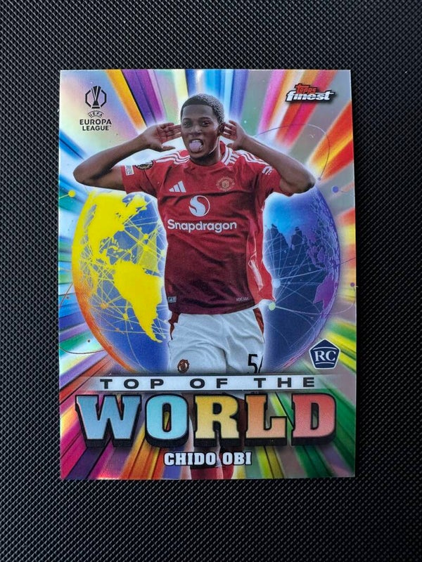 Chido Obi Rookie Topps Finest 2025 Top Of The World Refractor #TW-19 MAN. UTD.