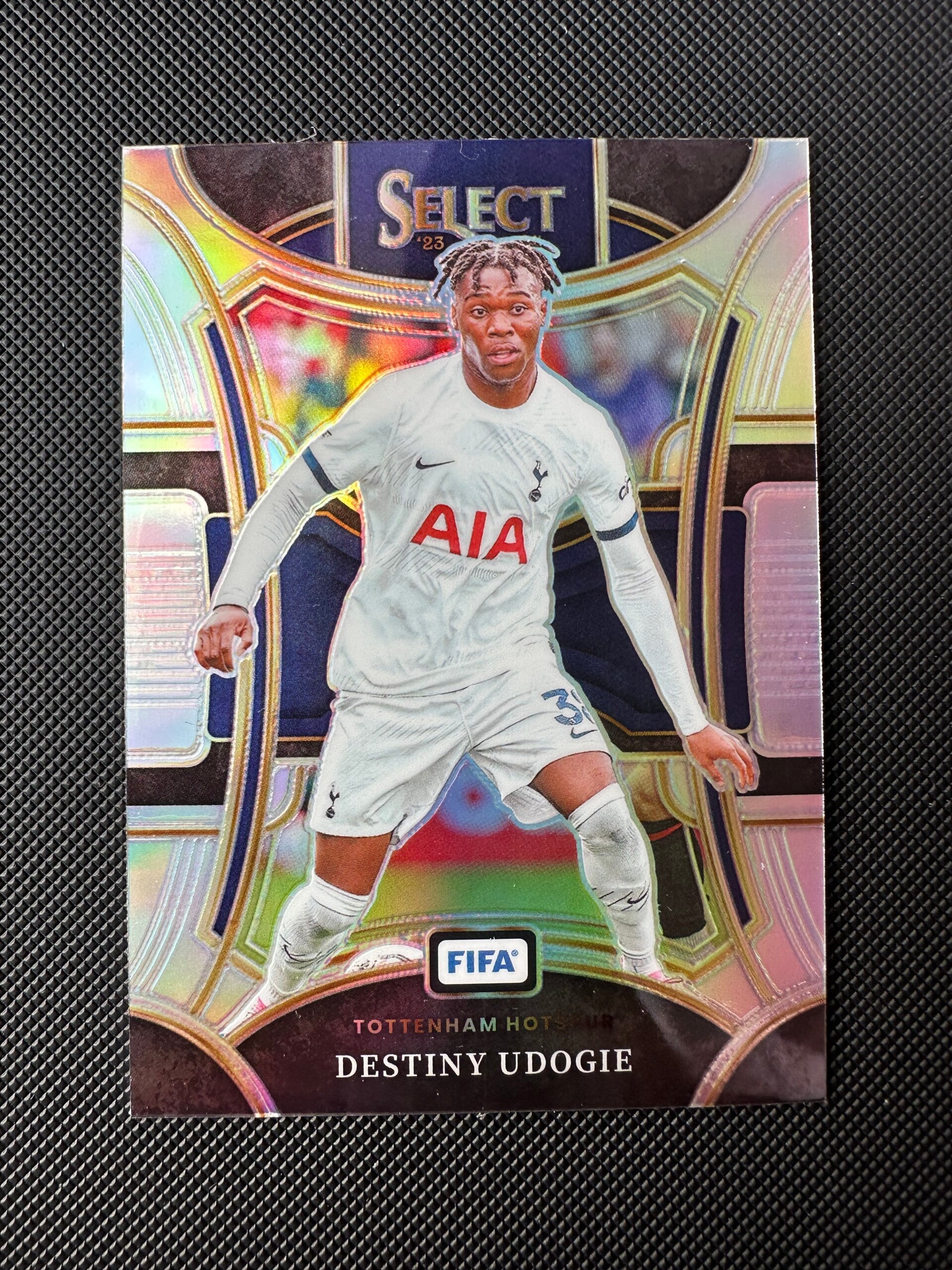 Destiny Udogie Panini Select FIFA 2023/24 Mezzanine Prizm #123
