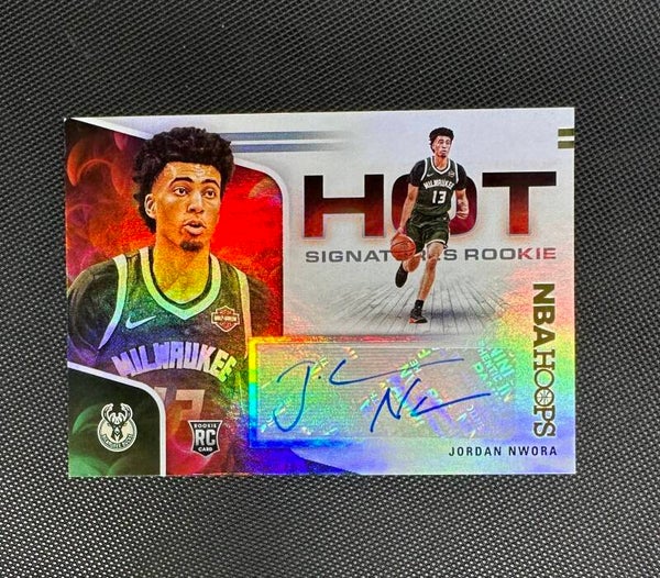 Jordan Nwora Rookie Auto Panini Hoops Baketball 2020/21 Hot Singnatures Rookie #HR-JNW