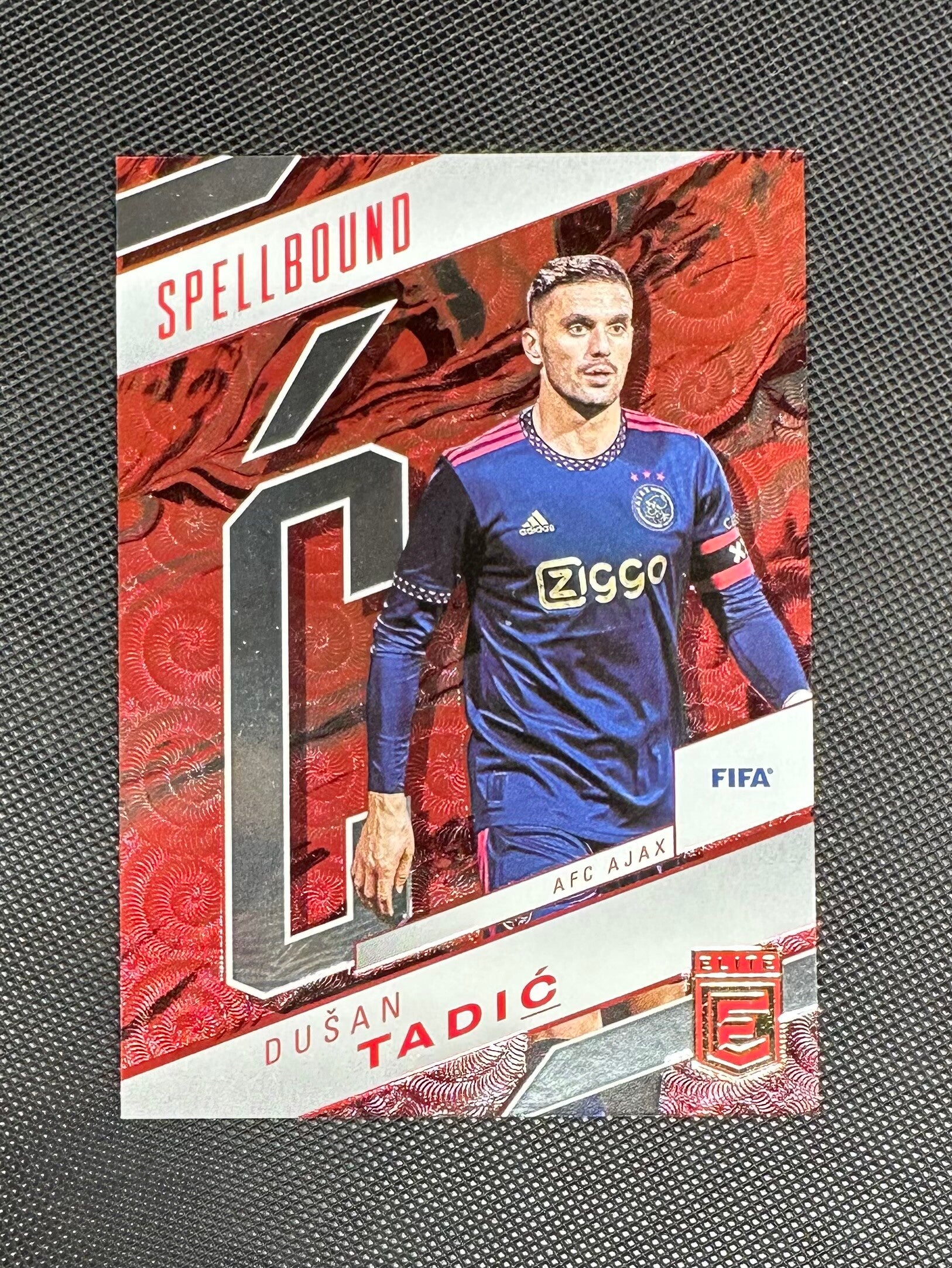 Dušan Tadić Panini Donruss Elite FIfa 2022/23 Spellbound #5 AJAX