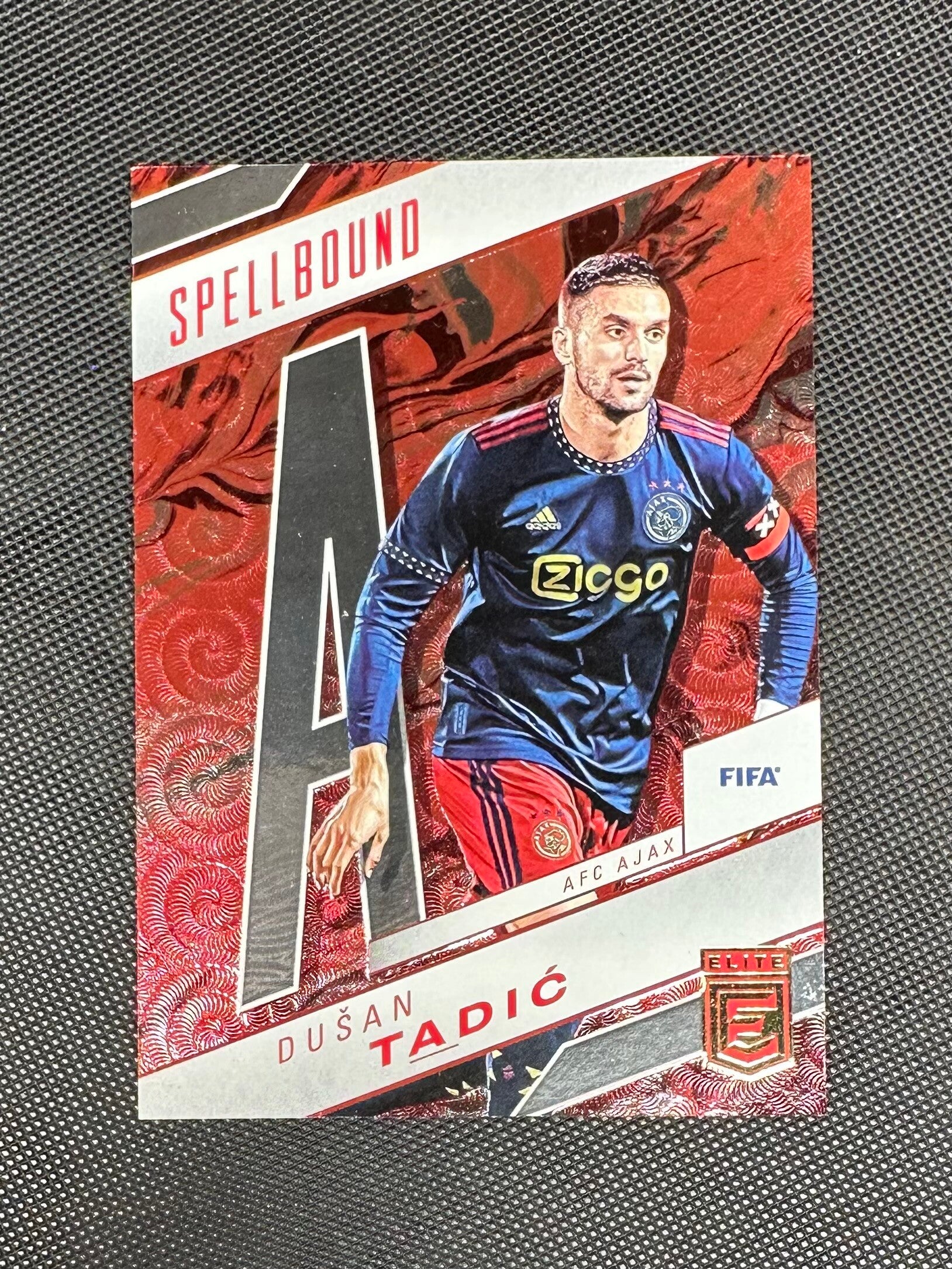 Dušan Tadić Panini Donruss Elite FIfa 2022/23 Spellbound #2 AJAX