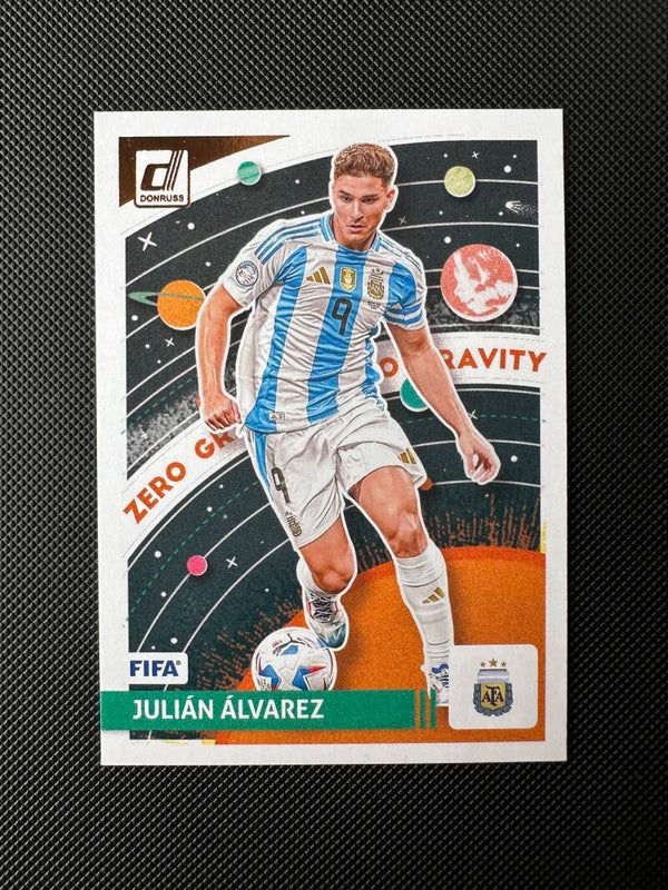 Julian Alvarez Panini Donurss 2024/25 Zero Gravity #4