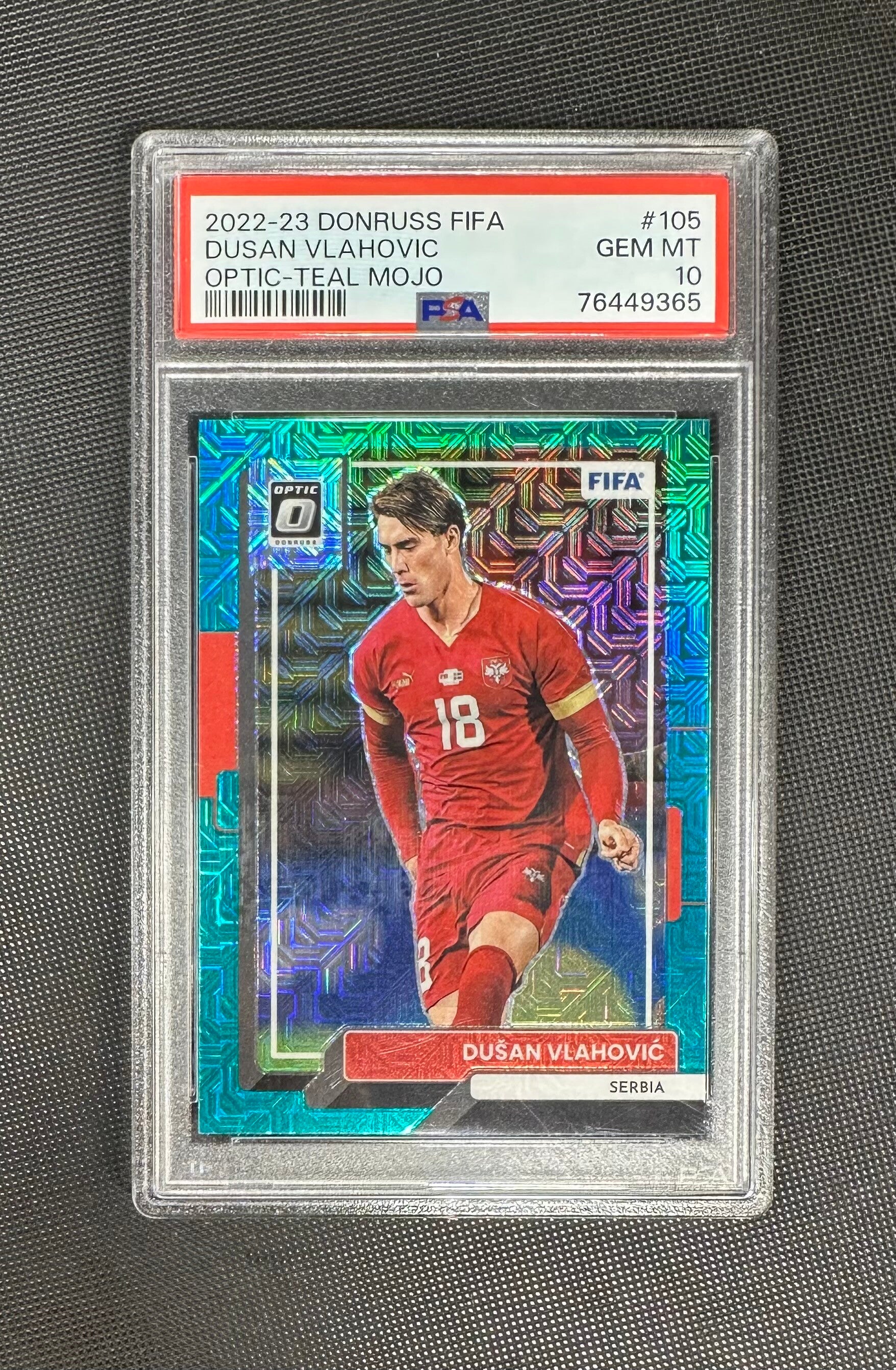 Dušan Vlahović PSA10 Panini Donruss FIFA 2022/23 Optic-Teal Mojo #105