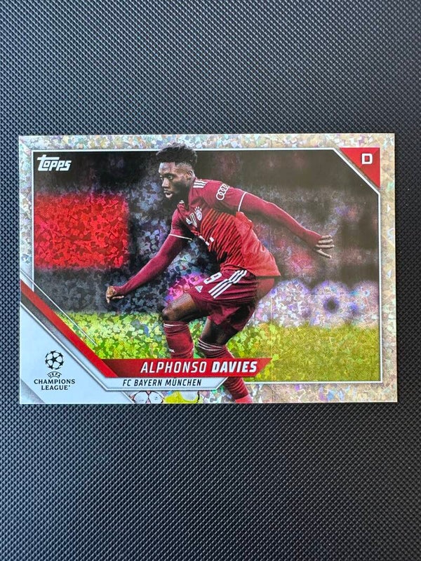Alphonso Davies Topps 2022 Speckle Foil #46