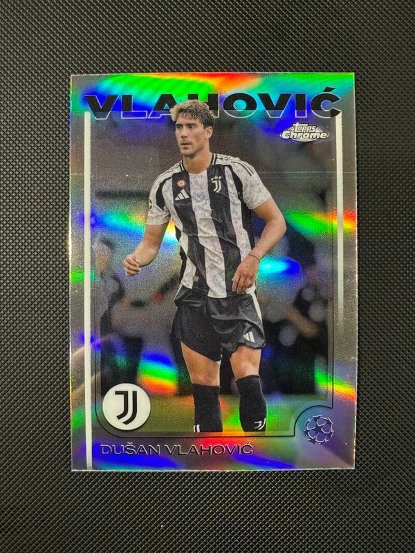 Dušan Vlahović Topps Chrome 2025 Refractor #176