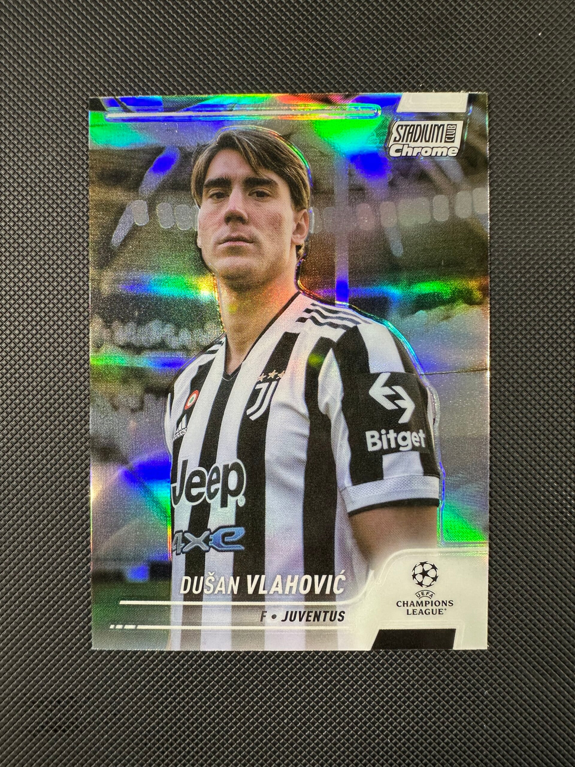 Dušan Vlahović Topps Stadium Club Chrome 2022 Refractor #98