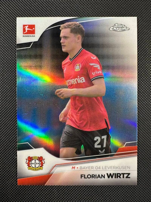 Florian Wirtz Topps Chrome Bundesliga 2022/23 Refractor #61 B. LEVERKUSEN