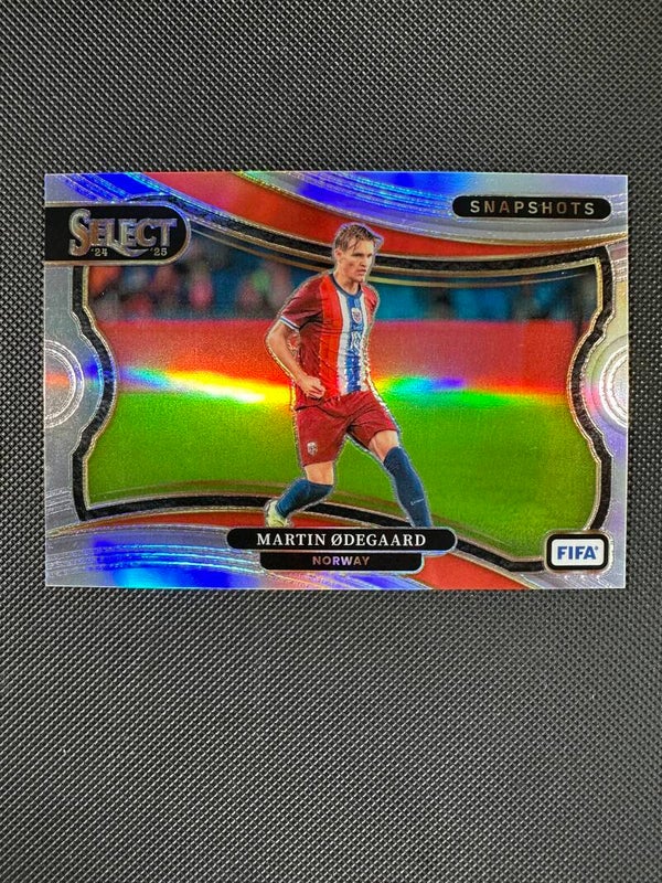 Martin Odegard Panini Select FIFA 2024/25 Snapshots Prizm #24