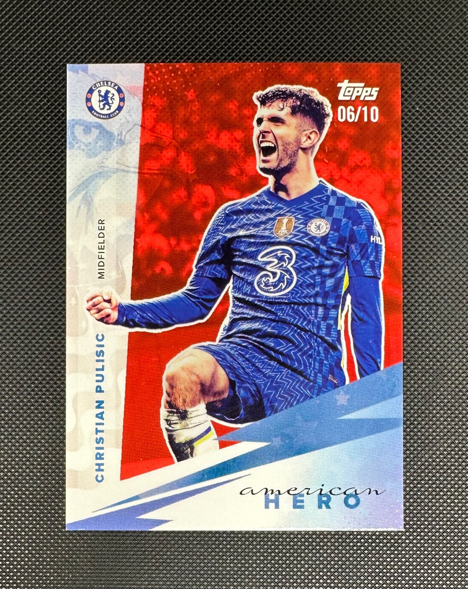 Christian Pulishic /10 Topps Chelsea FC Team Set 2021/22 American Hero- Red Parallel