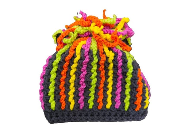 HAUBE schwarz /neon