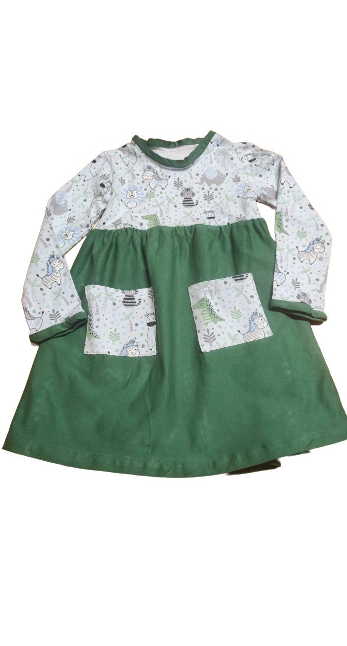 KINDERKLEID Savannentiere mit aufgesetzten Taschen