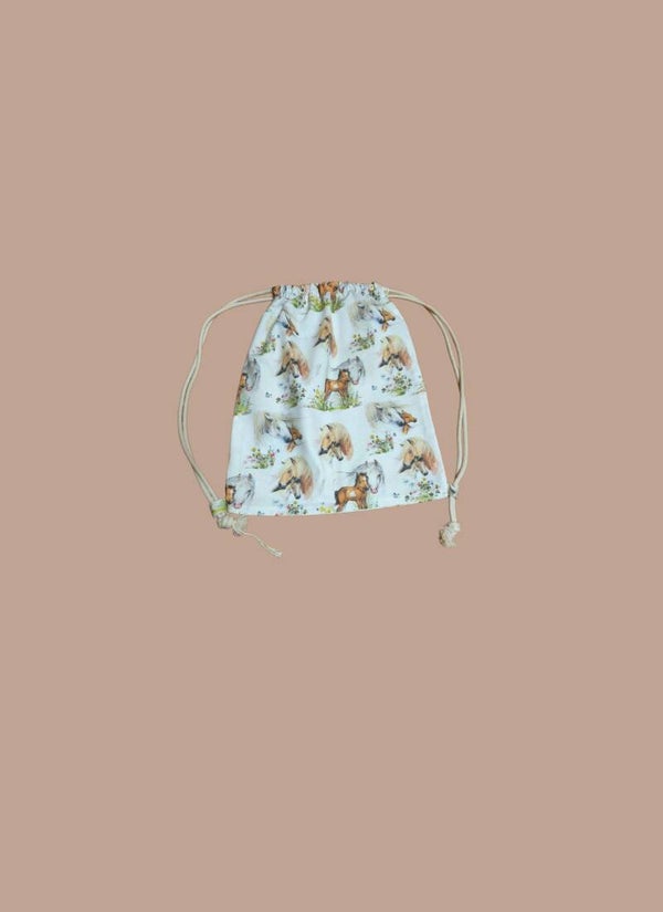 KORDELRUCKSACK Pferde