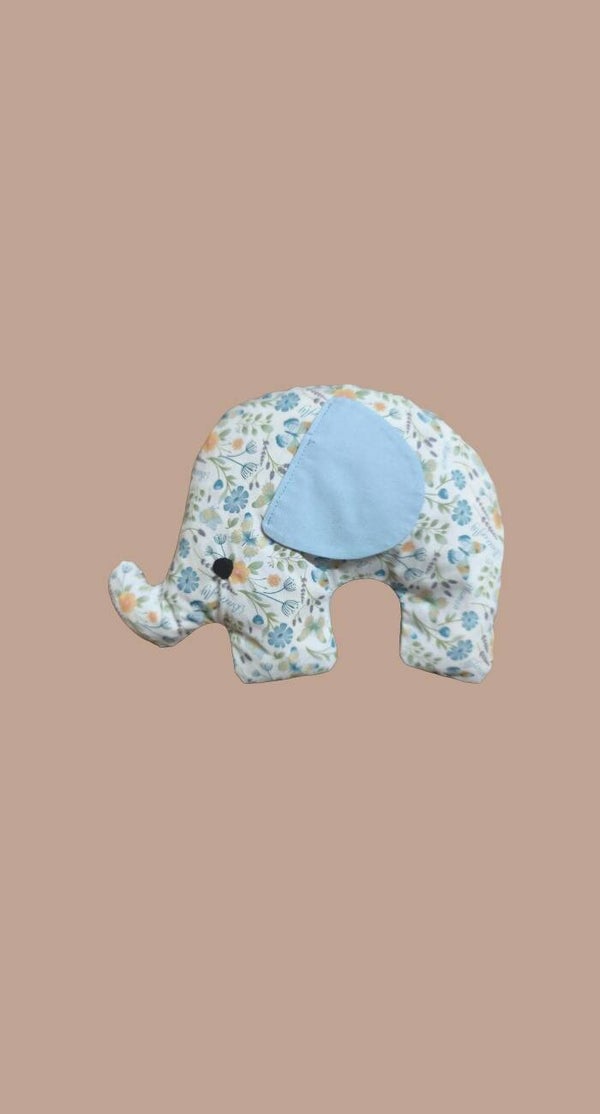 MINI STOFFTIER Elefant mit Zirbenspänen gefüllt