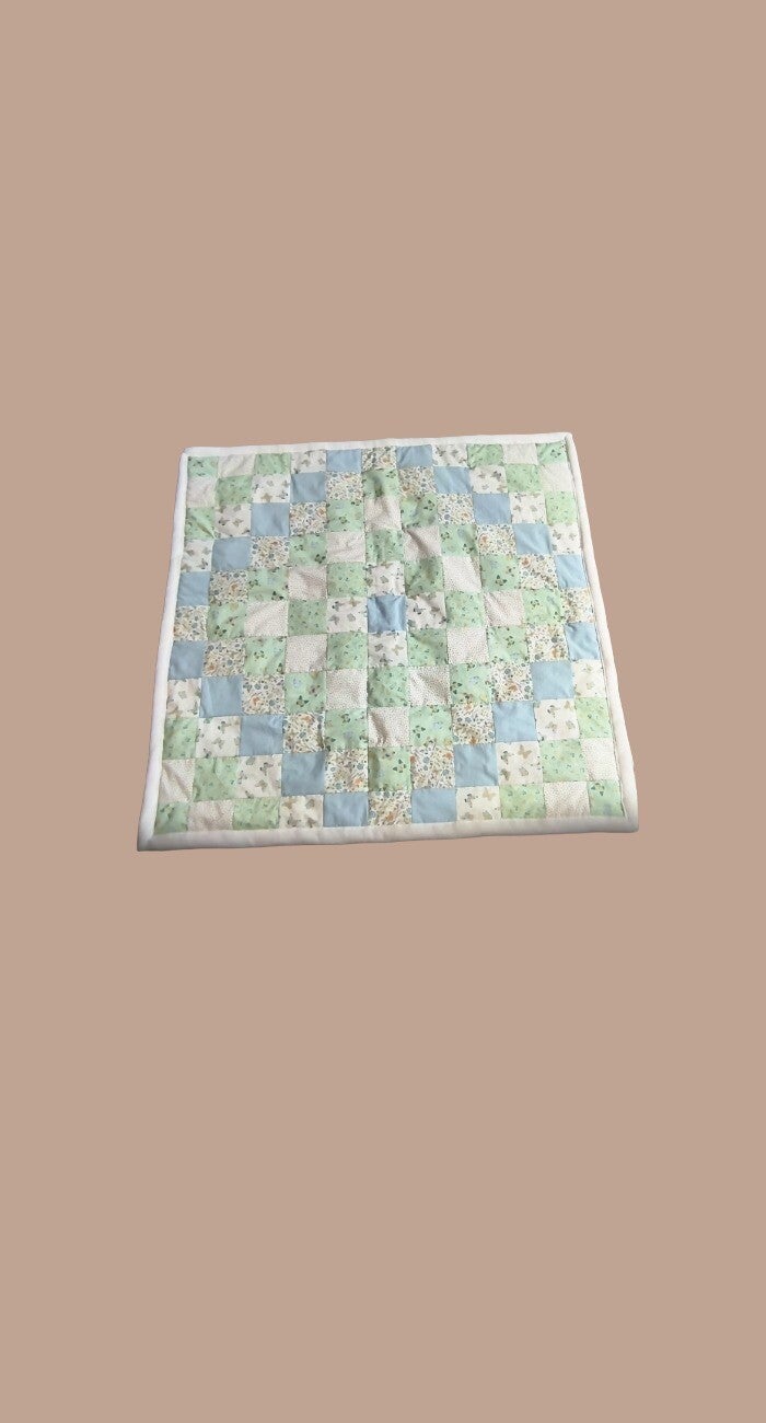 PATCHWORKDECKE  hellblau/hellgrün/weiß