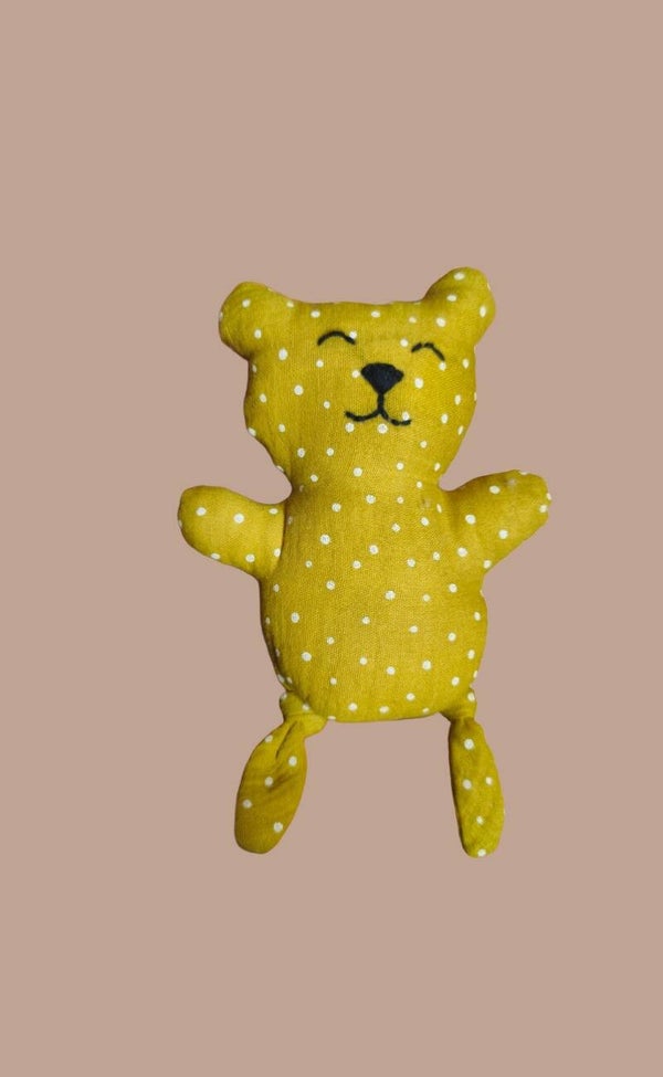 STOFFTIER TEDDY senf mit weißen Punkten