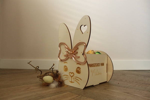 Gepersonaliseerd houten paasmandje met naam