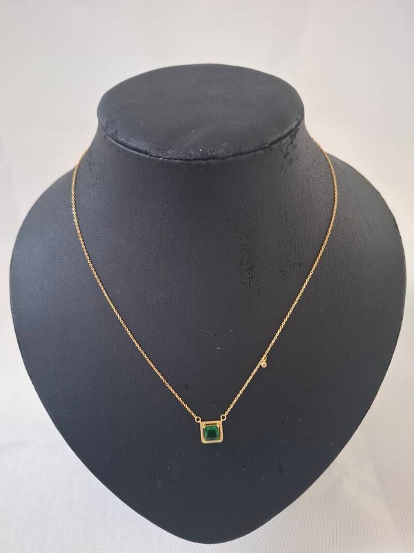gouden ketting met groen zirkonia
