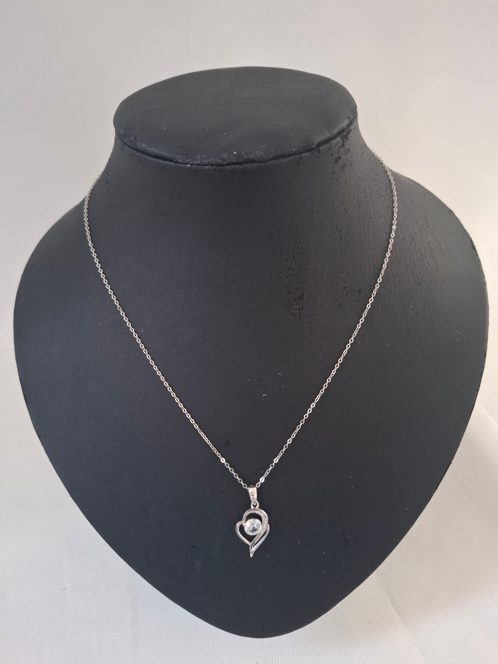 Zilveren hangerketting