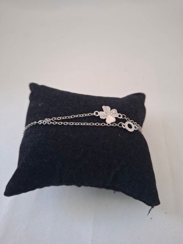 Zilver elegante klavertje 4 armband