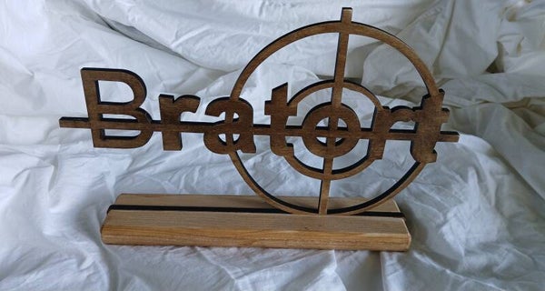 BRATORT – Dekorativer Aufsteller aus 6 mm Sperrholz