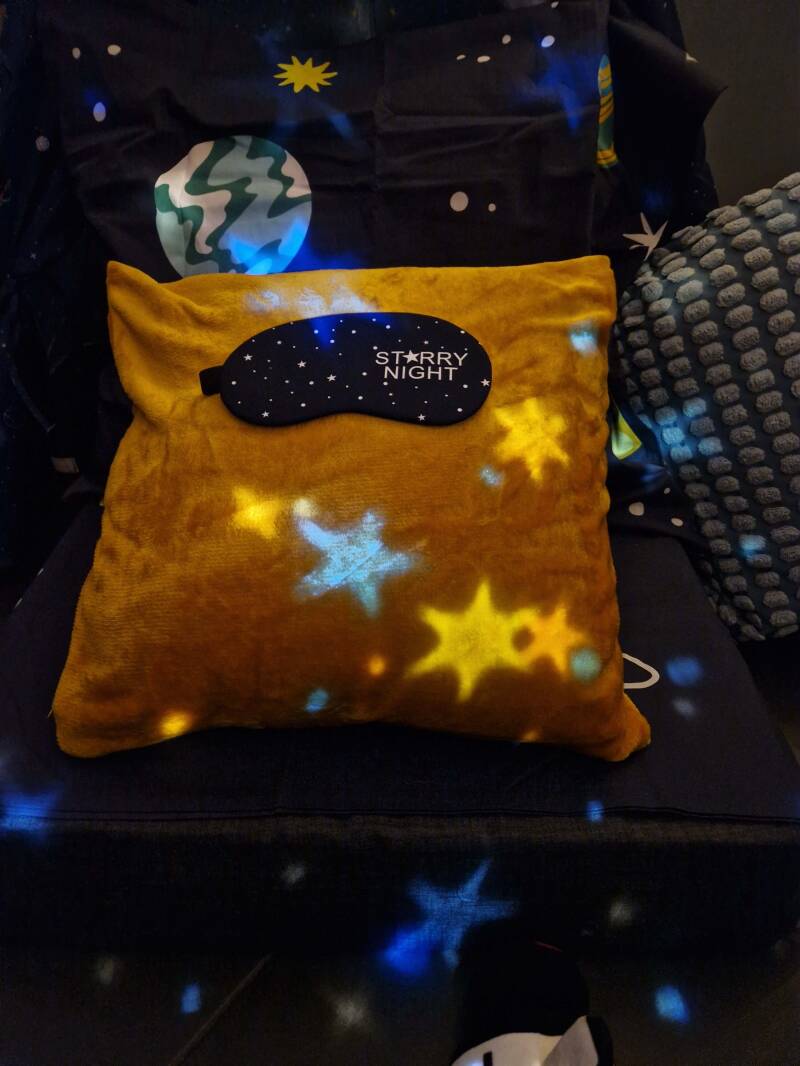 tipi slaapfeestje thema sterren en planeten by night detail