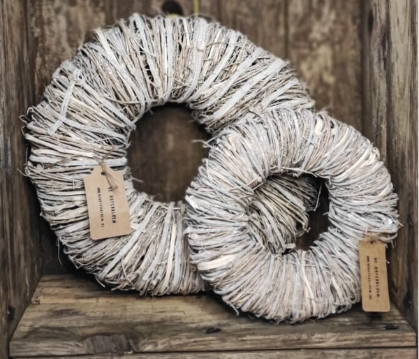 Krans van Mactan gras white wash