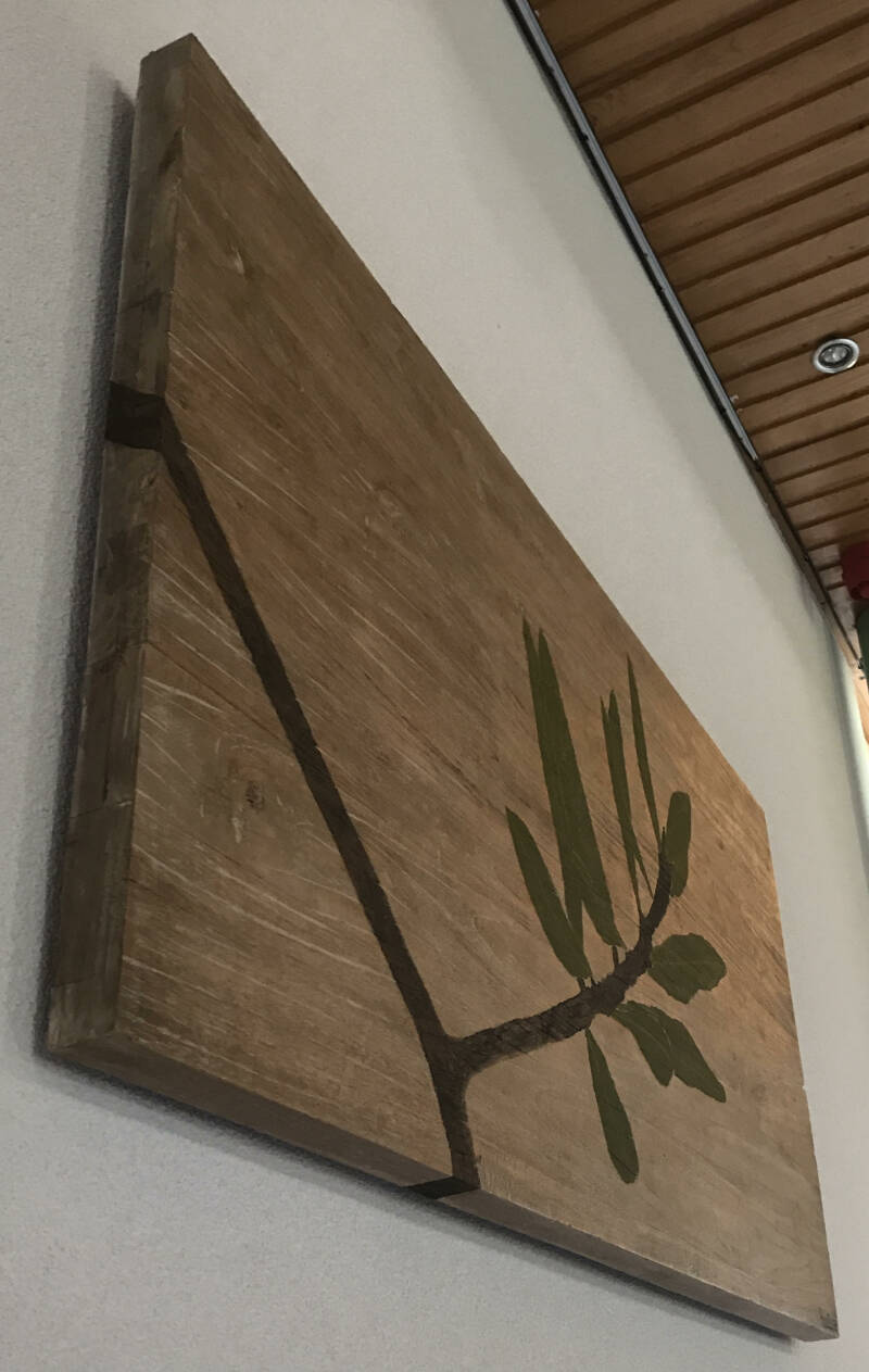 kunst-op-hout-ontmoetingskerk-zuidwolde-olijftak-closeup-2.jpg