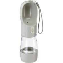 Reisfles water en voer