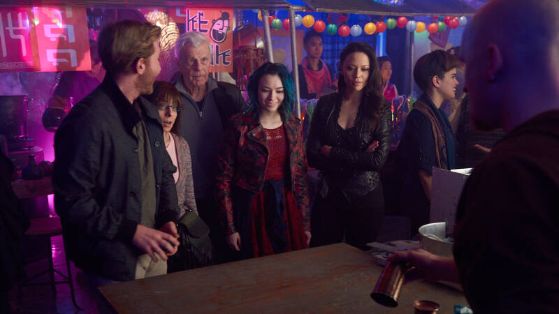 Babylon 5, Star Trek, Stargate, Battlestar Galactica, The Expanse, The Orville,  Dark Matter