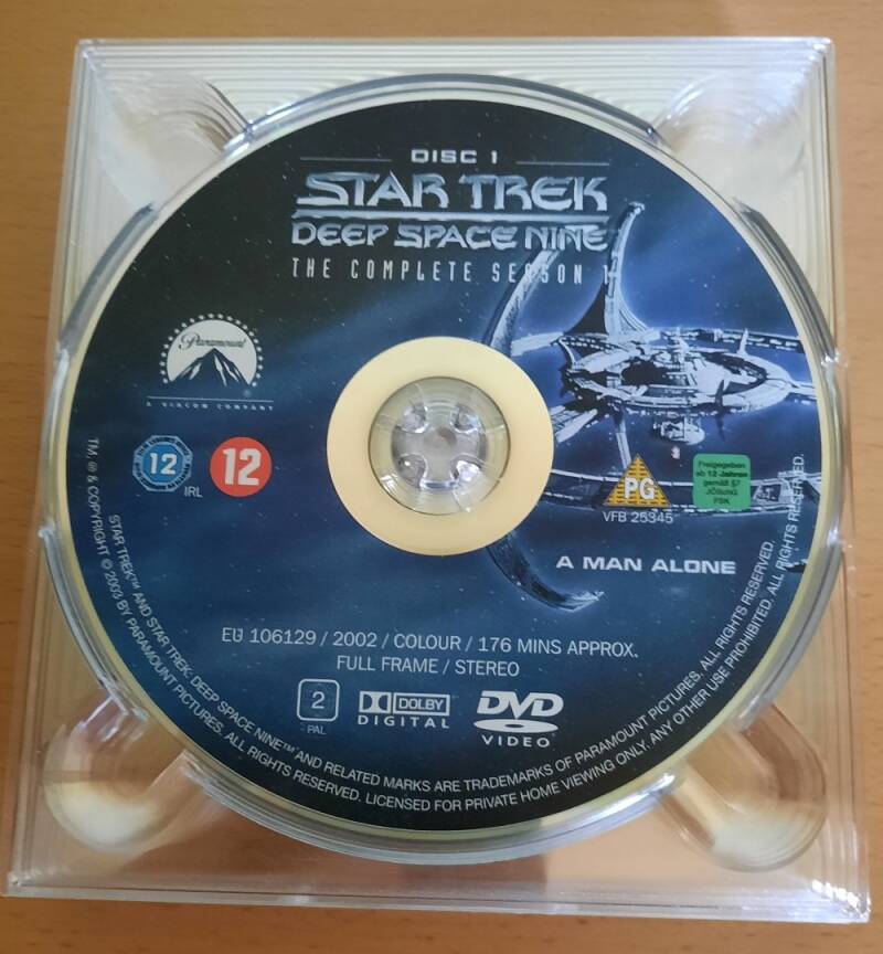 Star Trek, Babylon 5, Star Wars, Stargate, X-Files, The Expanse, Dark Matter, Farscape